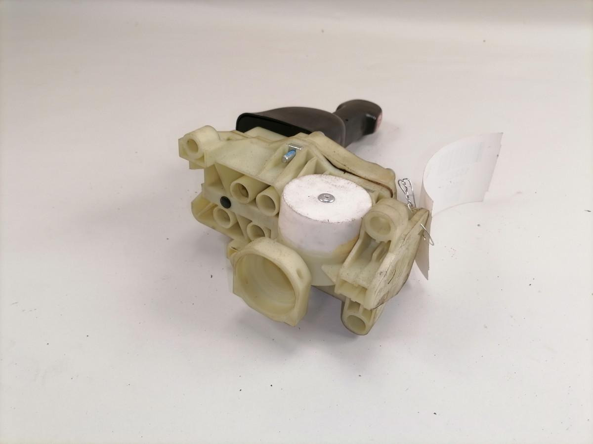 Scania Handbrake control lever 1882115 - Универсальная запчасть для Грузовиков: фото 4 Scania Handbrake control lever 1882115 - Универсальная запчасть для Грузовиков: фото 4