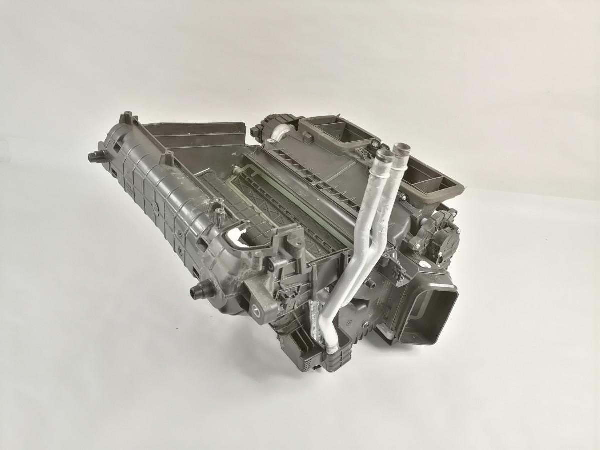 Scania Heating unit 2878950 - Универсальная запчасть для Грузовиков: фото 2 Scania Heating unit 2878950 - Универсальная запчасть для Грузовиков: фото 2