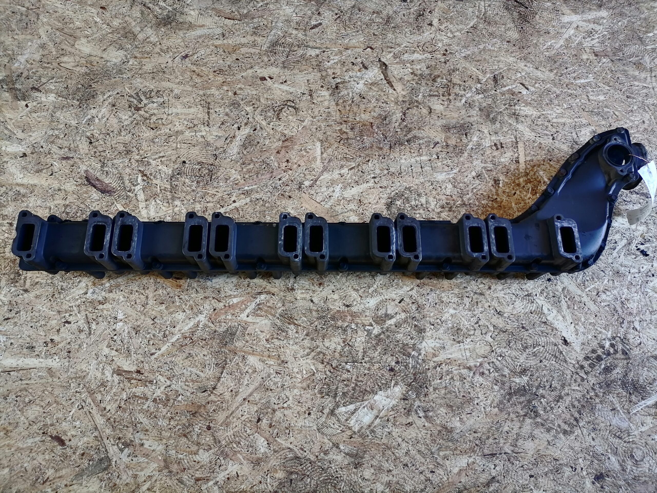 Scania Intake mainfold 1493717 - Впускной коллектор для Грузовиков: фото 3 Scania Intake mainfold 1493717 - Впускной коллектор для Грузовиков: фото 3