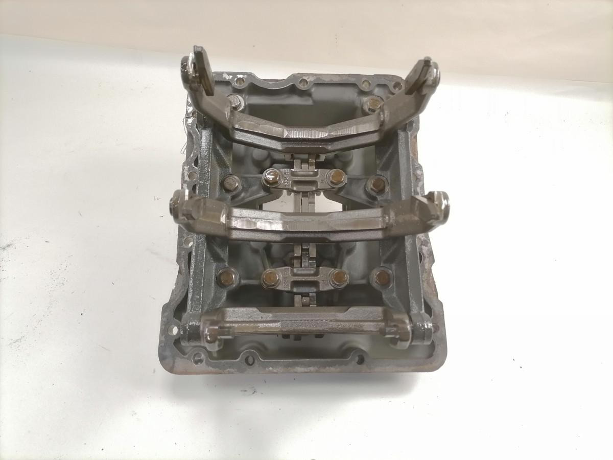 Scania Käiguvahetuse mehhanism 1334035 - Коробка передач и запчасти для Грузовиков: фото 4 Scania Käiguvahetuse mehhanism 1334035 - Коробка передач и запчасти для Грузовиков: фото 4