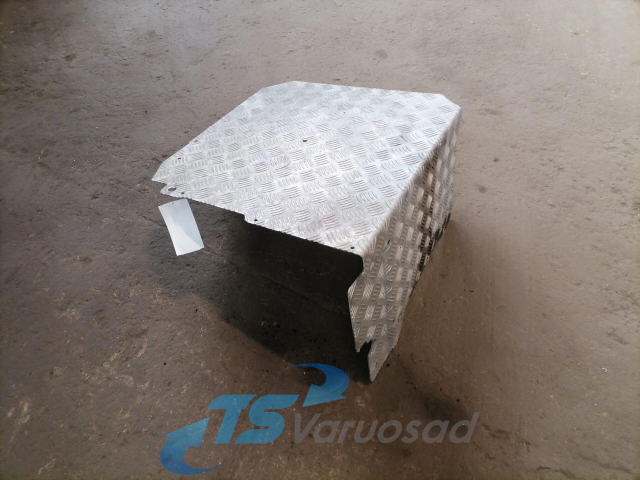 Scania Muffler cover 2191427 - Глушитель для Грузовиков: фото 1 Scania Muffler cover 2191427 - Глушитель для Грузовиков: фото 1