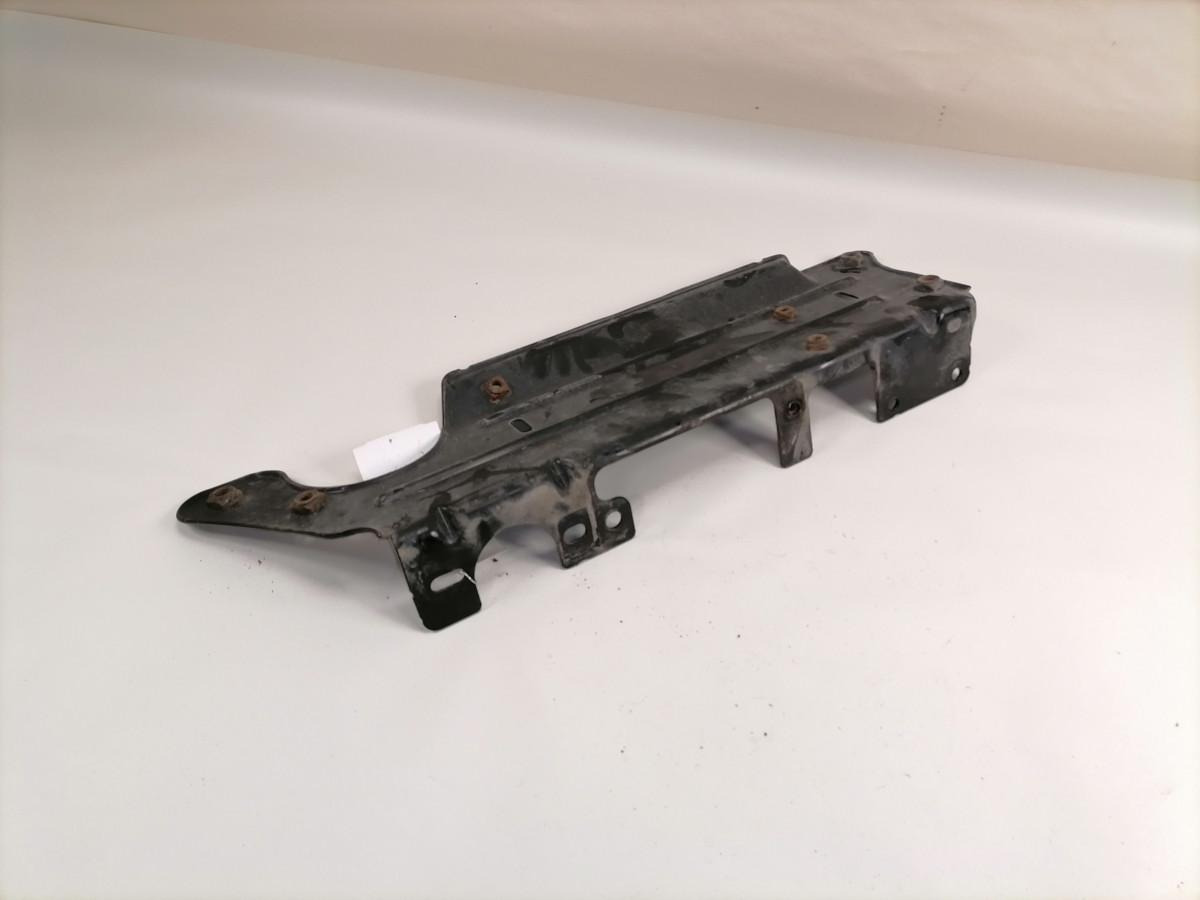 Scania Radiaatori pealne kronstein 1741217 - Универсальная запчасть для Грузовиков: фото 3 Scania Radiaatori pealne kronstein 1741217 - Универсальная запчасть для Грузовиков: фото 3