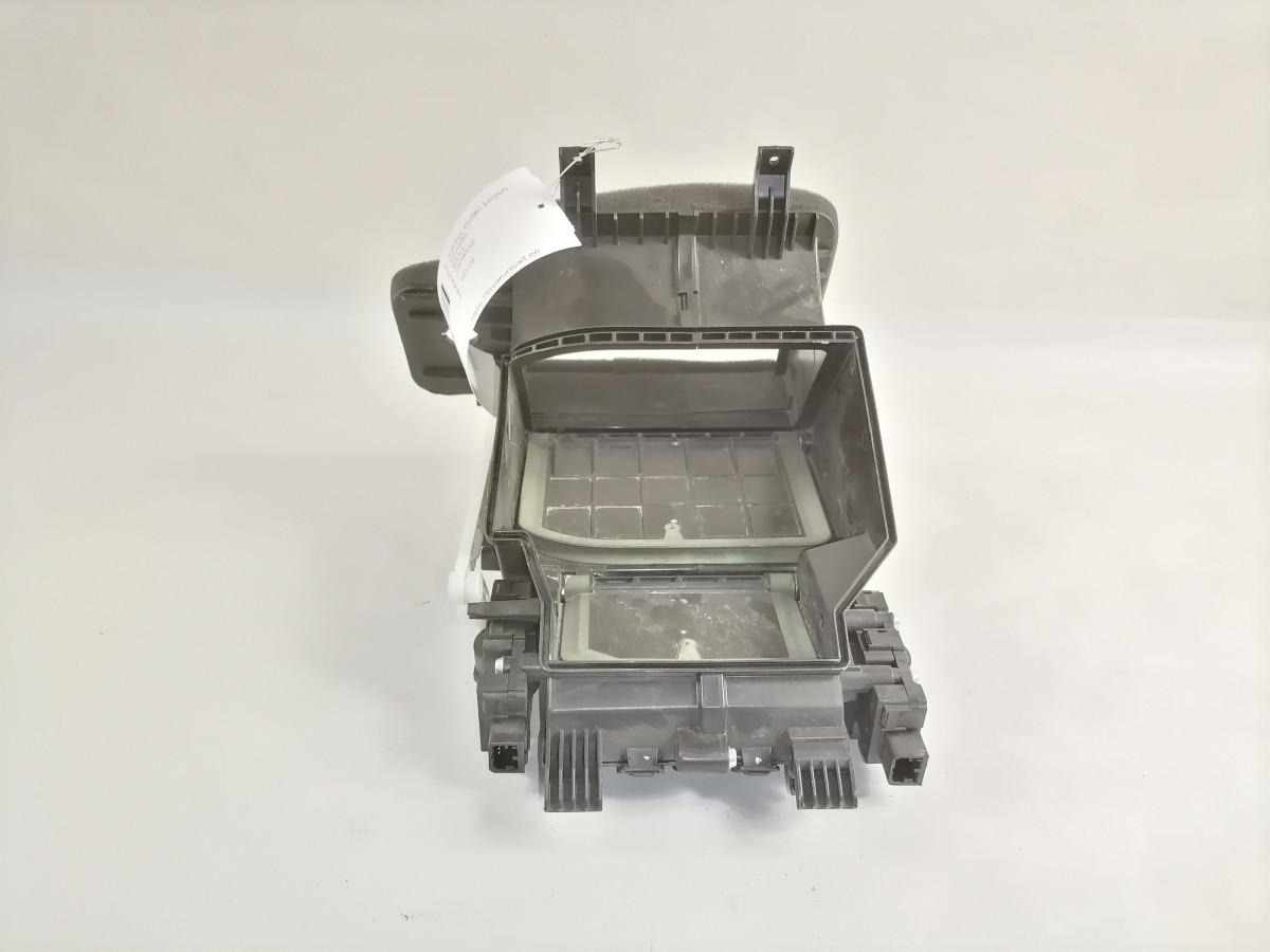 Scania Salongi õhufiltri korpus 2608532 - Универсальная запчасть для Грузовиков: фото 3 Scania Salongi õhufiltri korpus 2608532 - Универсальная запчасть для Грузовиков: фото 3