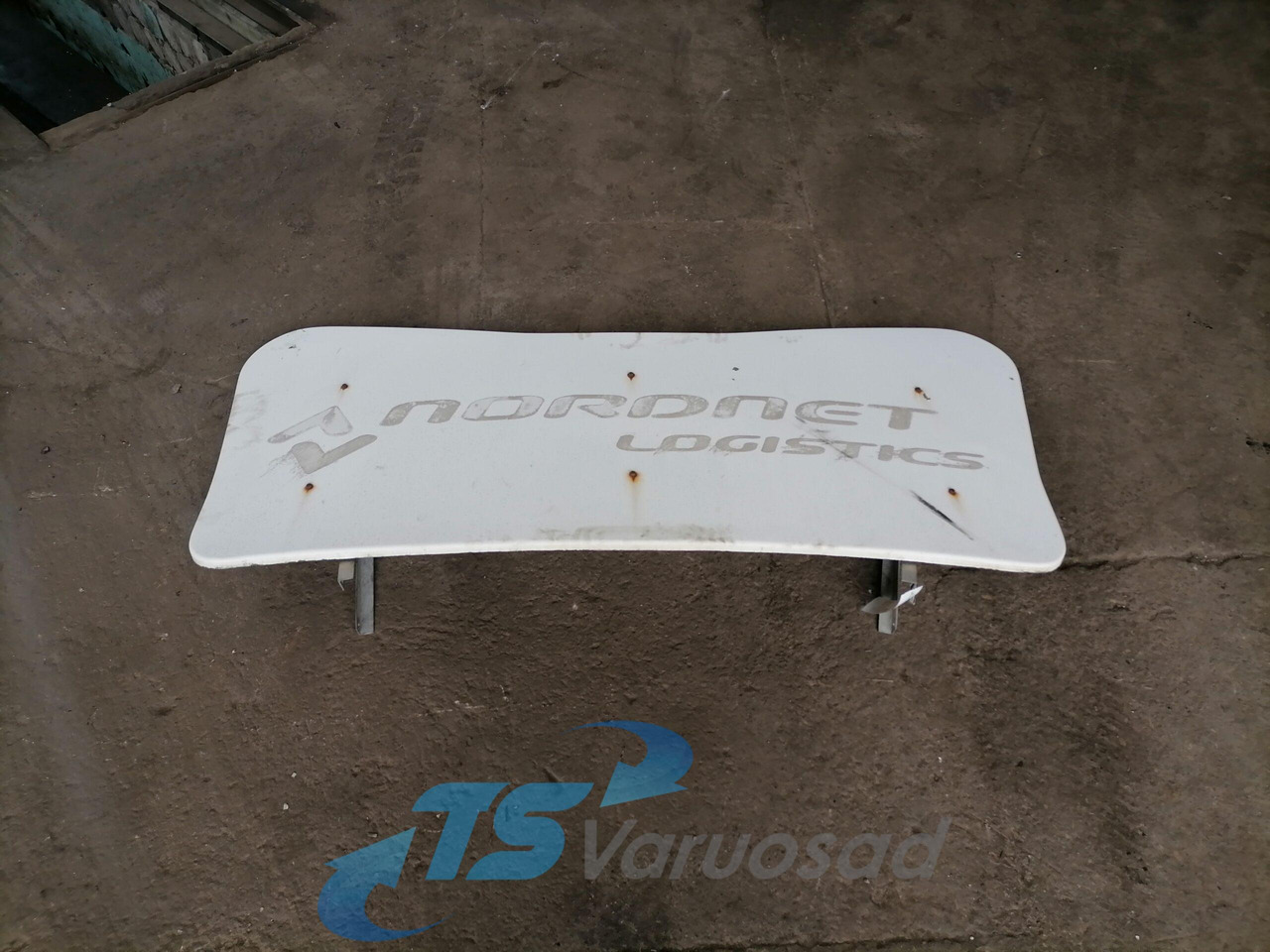Scania Scania cab wind deflector, roof 12345678 - Аэродинамика/ Спойлеры для Грузовиков: фото 1 Scania Scania cab wind deflector, roof 12345678 - Аэродинамика/ Спойлеры для Грузовиков: фото 1