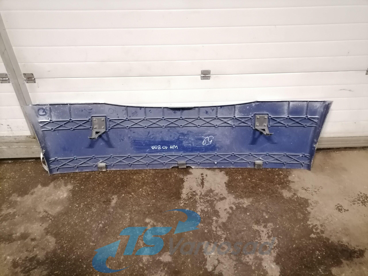 Scania Scania cab wind deflector, roof 1731083 - Аэродинамика/ Спойлеры для Грузовиков: фото 2 Scania Scania cab wind deflector, roof 1731083 - Аэродинамика/ Спойлеры для Грузовиков: фото 2