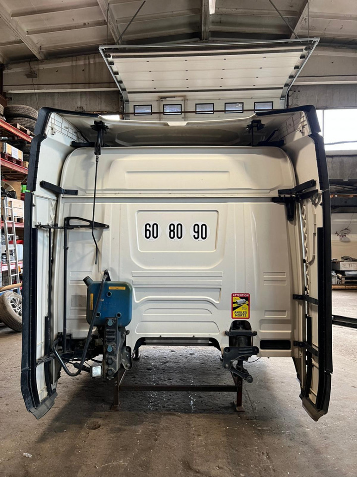 Scania Scania kabiin CR20N CR20N - Кабина и интерьер для Грузовиков: фото 3 Scania Scania kabiin CR20N CR20N - Кабина и интерьер для Грузовиков: фото 3