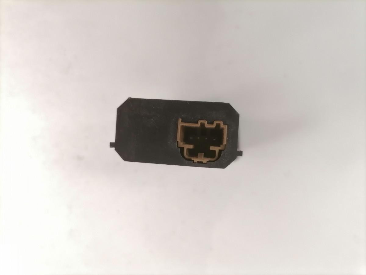 Scania USB pistiku paneel 2554704 - Электрическая система для Грузовиков: фото 5 Scania USB pistiku paneel 2554704 - Электрическая система для Грузовиков: фото 5