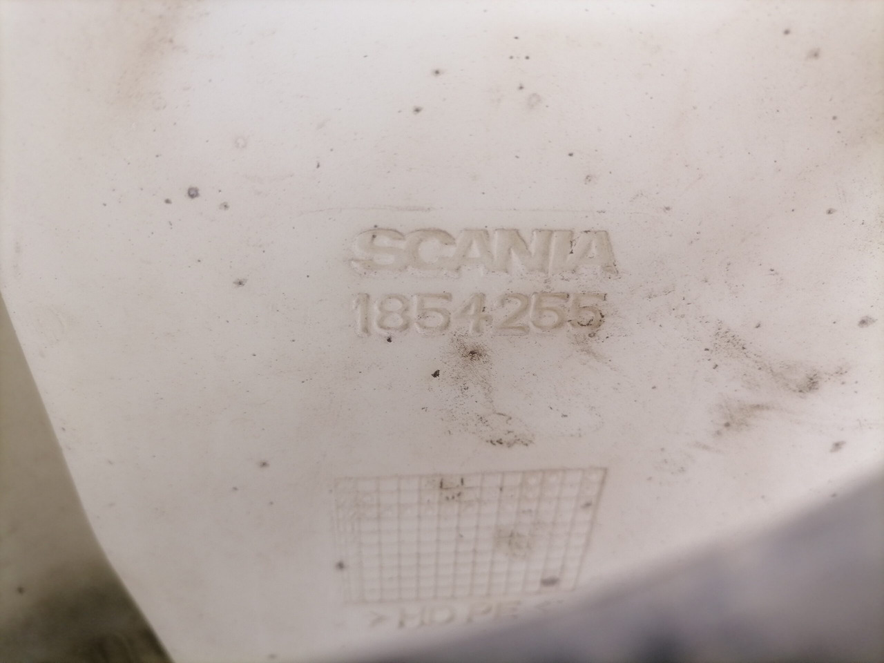 Scania Windscreen washer fluid tank 1854255 - Щетка стеклоочистителя для Грузовиков: фото 2 Scania Windscreen washer fluid tank 1854255 - Щетка стеклоочистителя для Грузовиков: фото 2