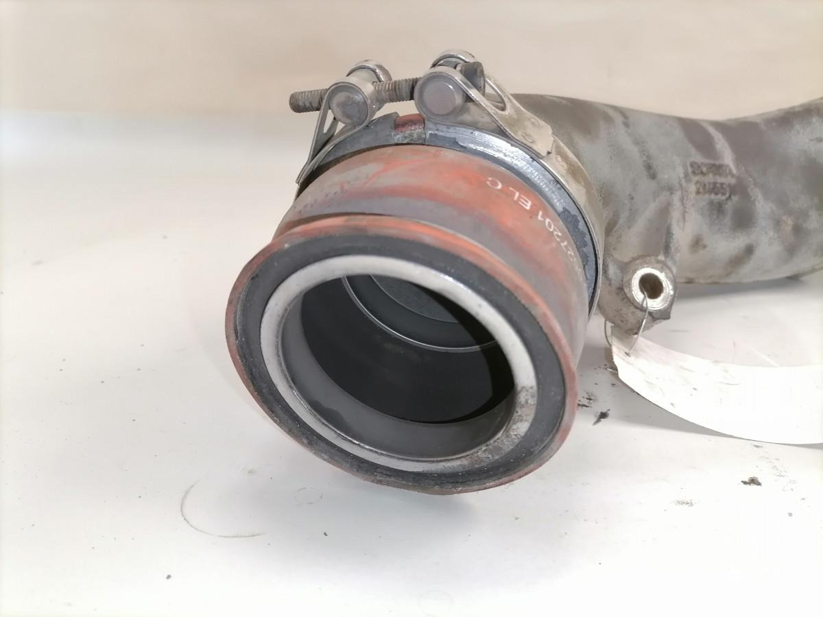 Scania intercooler pipe 2145516 - Интеркулер для Грузовиков: фото 4 Scania intercooler pipe 2145516 - Интеркулер для Грузовиков: фото 4