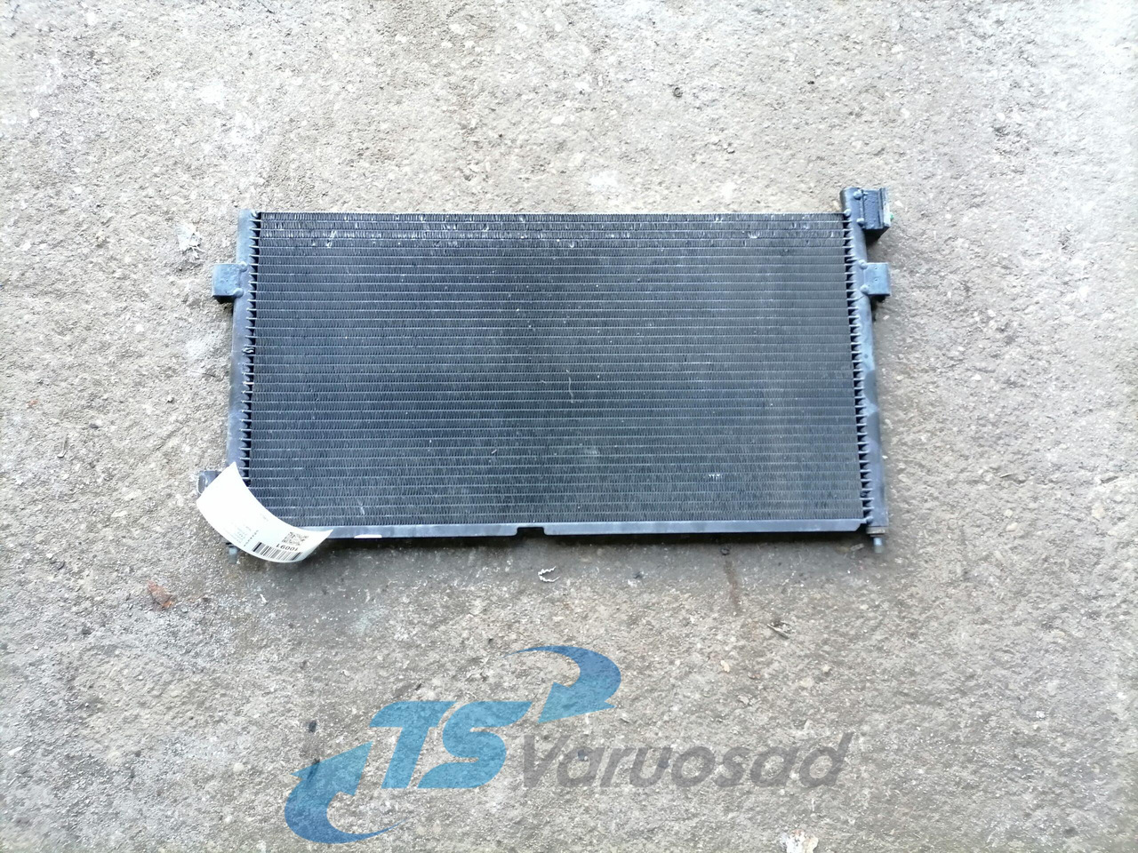 Volvo A/C radiator 21086304 - Отопление/ Вентиляция для Грузовиков: фото 2 Volvo A/C radiator 21086304 - Отопление/ Вентиляция для Грузовиков: фото 2