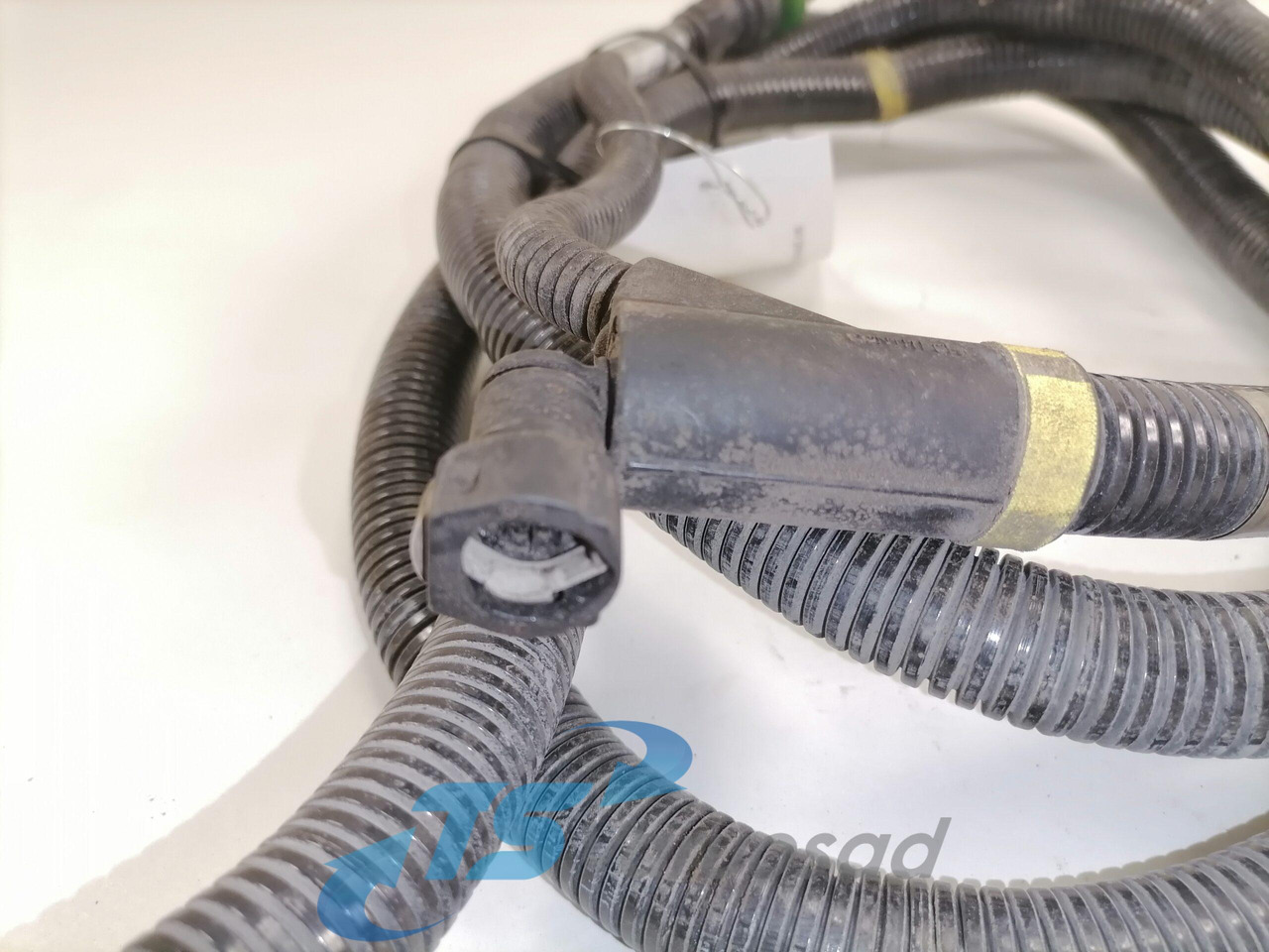 Volvo Ad Blue cable 21243131 - Топливная система для Грузовиков: фото 4 Volvo Ad Blue cable 21243131 - Топливная система для Грузовиков: фото 4