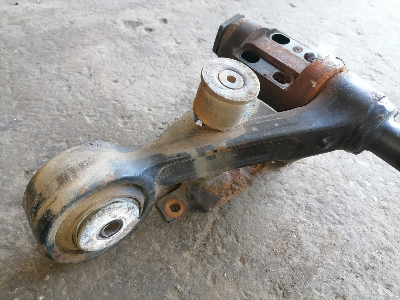 Volvo Anti-roll bar 3198853 - Подвеска кабины для Грузовиков: фото 3 Volvo Anti-roll bar 3198853 - Подвеска кабины для Грузовиков: фото 3