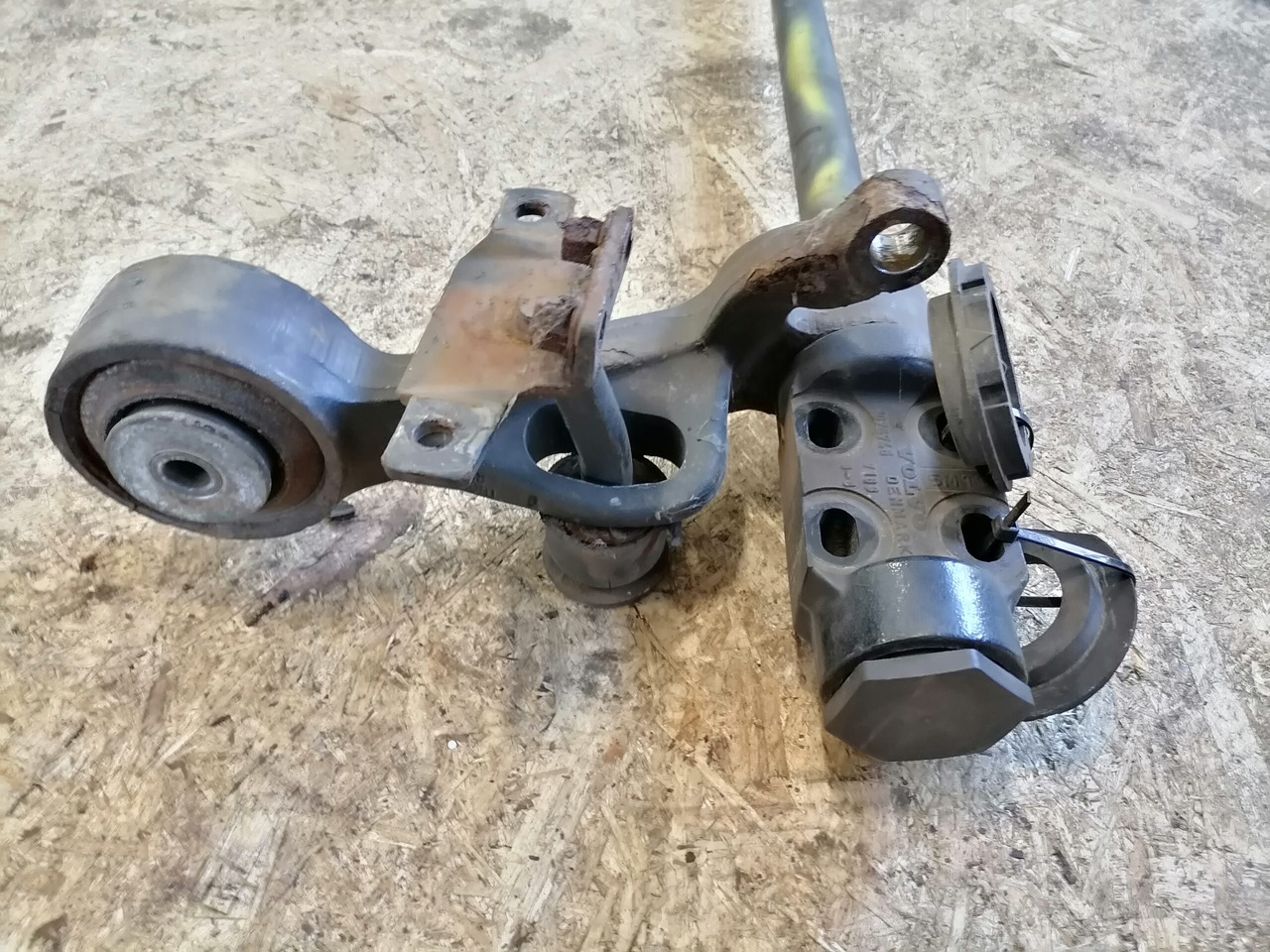 Volvo Anti-roll bar 3198853 - Подвеска кабины для Грузовиков: фото 3 Volvo Anti-roll bar 3198853 - Подвеска кабины для Грузовиков: фото 3