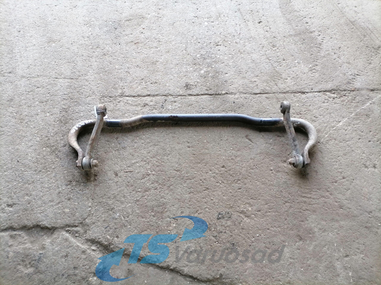 Volvo Anti-roll bar 82052806 - Стабилизатор поперечной устойчивости для Грузовиков: фото 1 Volvo Anti-roll bar 82052806 - Стабилизатор поперечной устойчивости для Грузовиков: фото 1