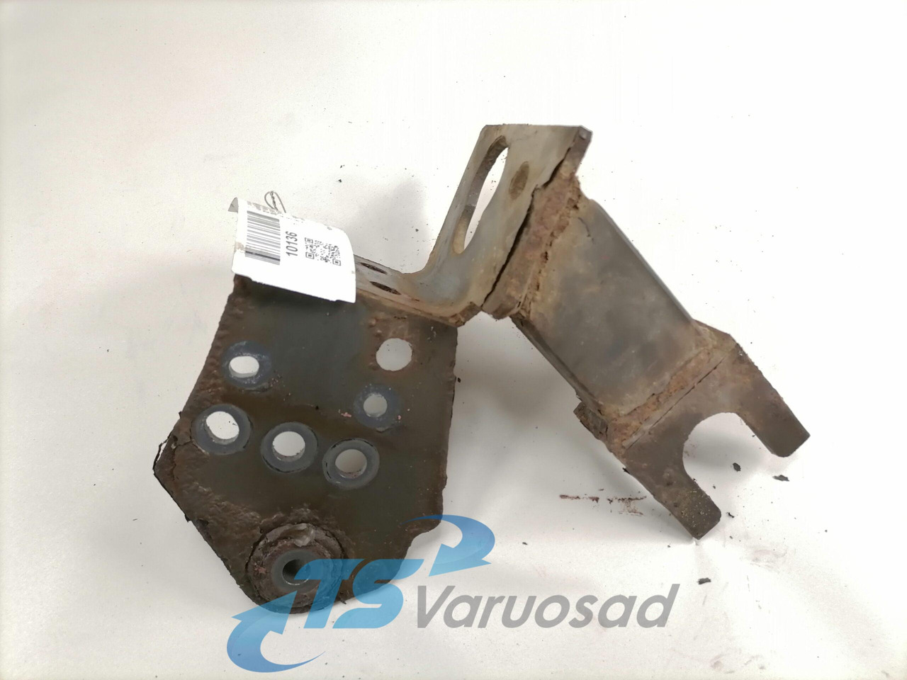 Volvo Bumper bracket 20499243 - Бампер для Грузовиков: фото 2 Volvo Bumper bracket 20499243 - Бампер для Грузовиков: фото 2