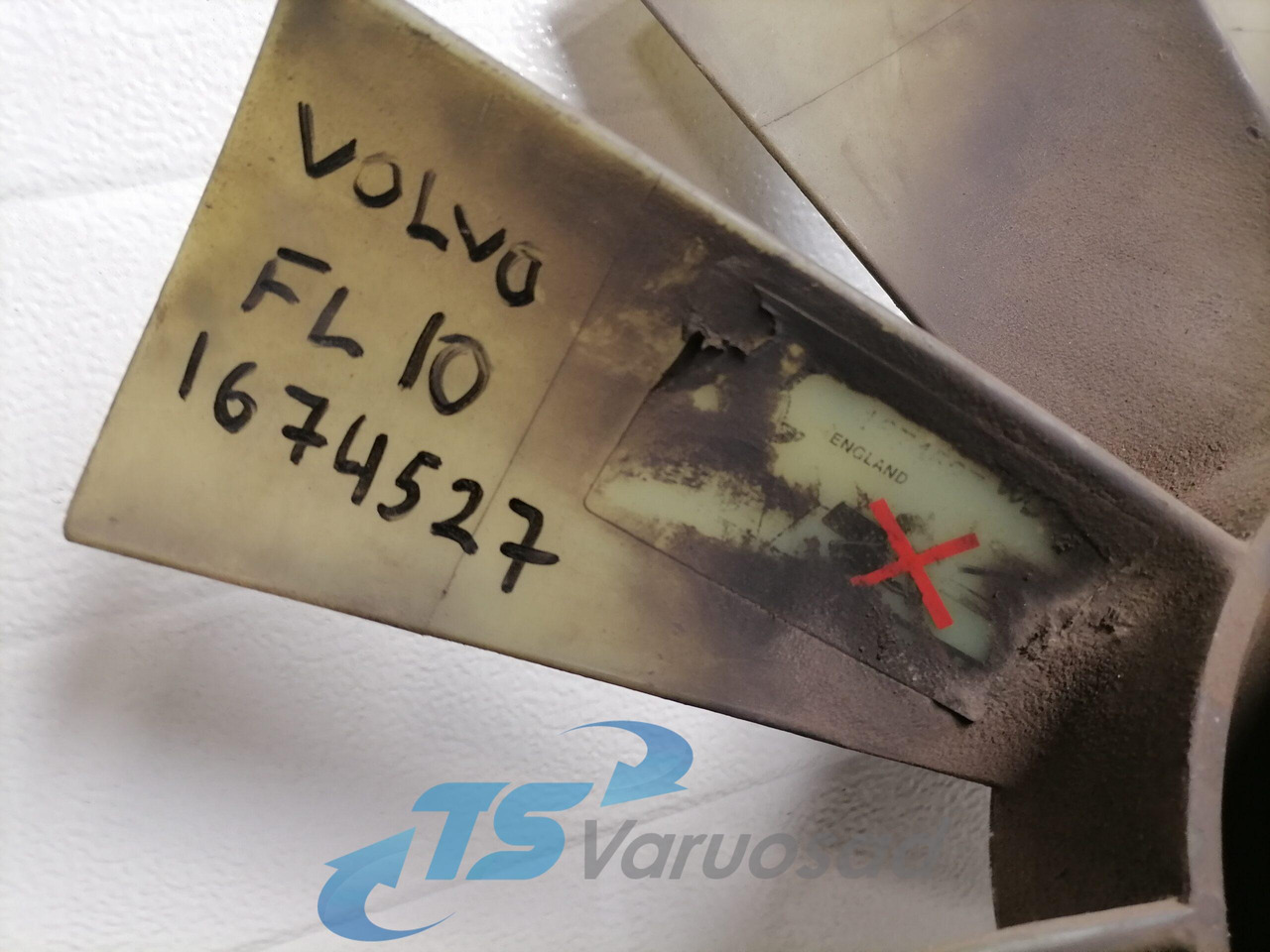 Volvo Cooling fan 1674527 - Вентилятор для Грузовиков: фото 3 Volvo Cooling fan 1674527 - Вентилятор для Грузовиков: фото 3