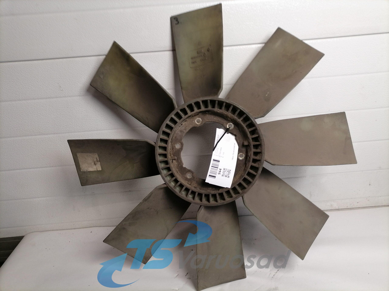 Volvo Cooling fan 1674864 - Вентилятор для Грузовиков: фото 2 Volvo Cooling fan 1674864 - Вентилятор для Грузовиков: фото 2