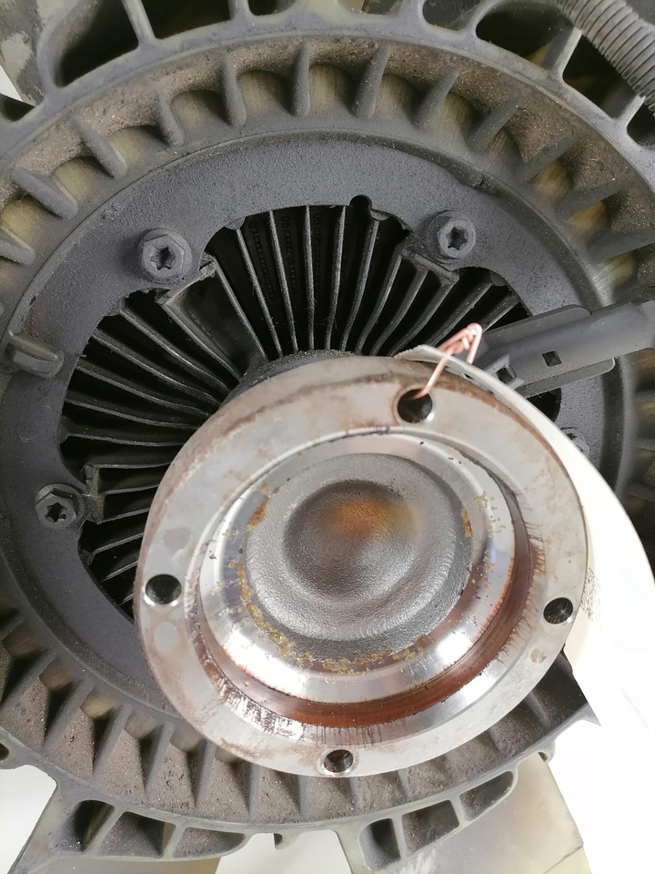 Volvo Cooling fan 20805997 - Вентилятор для Грузовиков: фото 4 Volvo Cooling fan 20805997 - Вентилятор для Грузовиков: фото 4