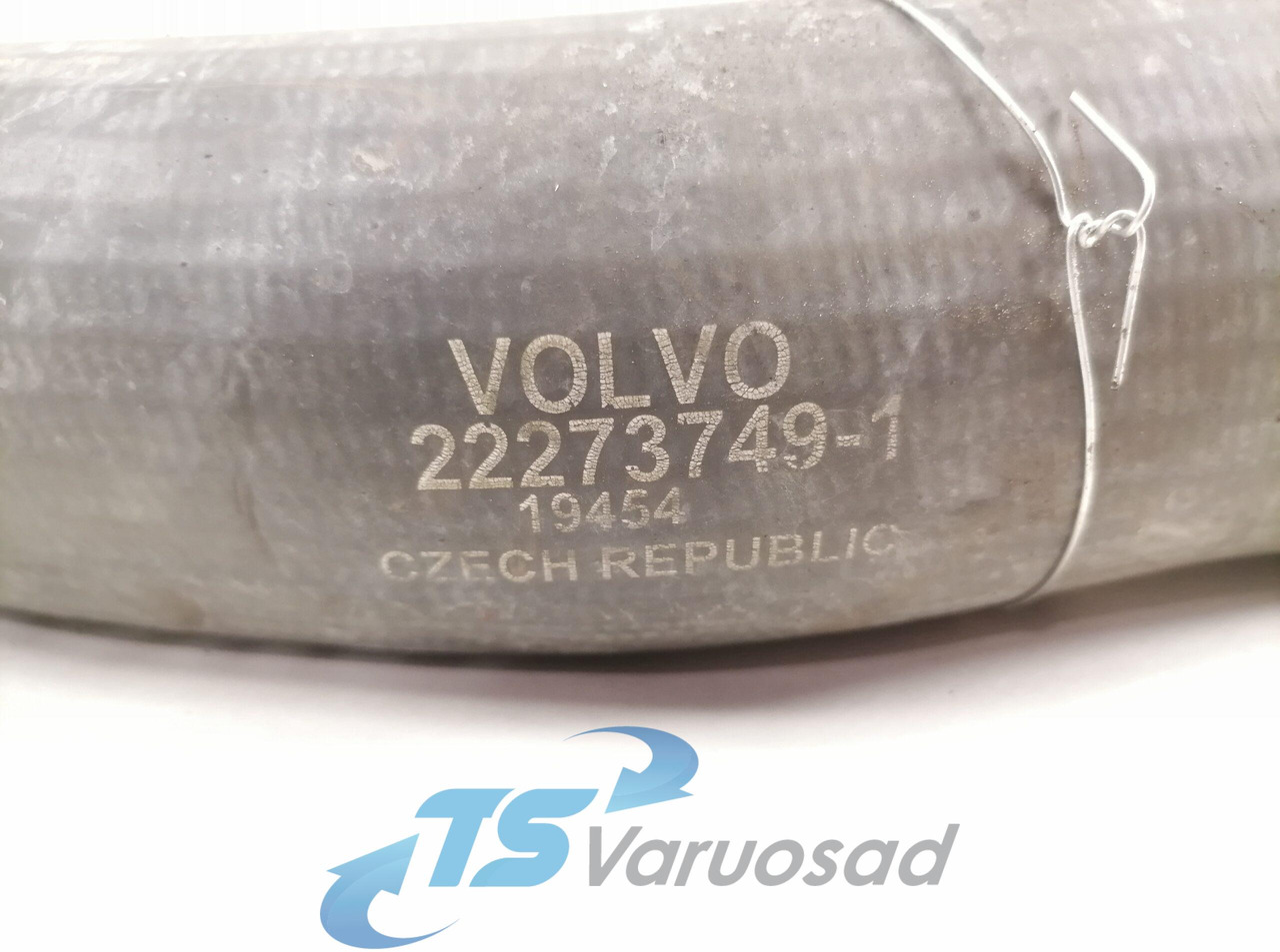 Volvo Cooling pipe 22273749 - Система охлаждения для Грузовиков: фото 4 Volvo Cooling pipe 22273749 - Система охлаждения для Грузовиков: фото 4