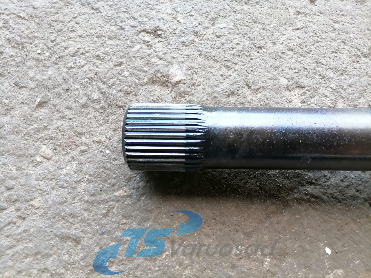 Volvo Drive shaft 3152146 - Приводный вал для Грузовиков: фото 2 Volvo Drive shaft 3152146 - Приводный вал для Грузовиков: фото 2