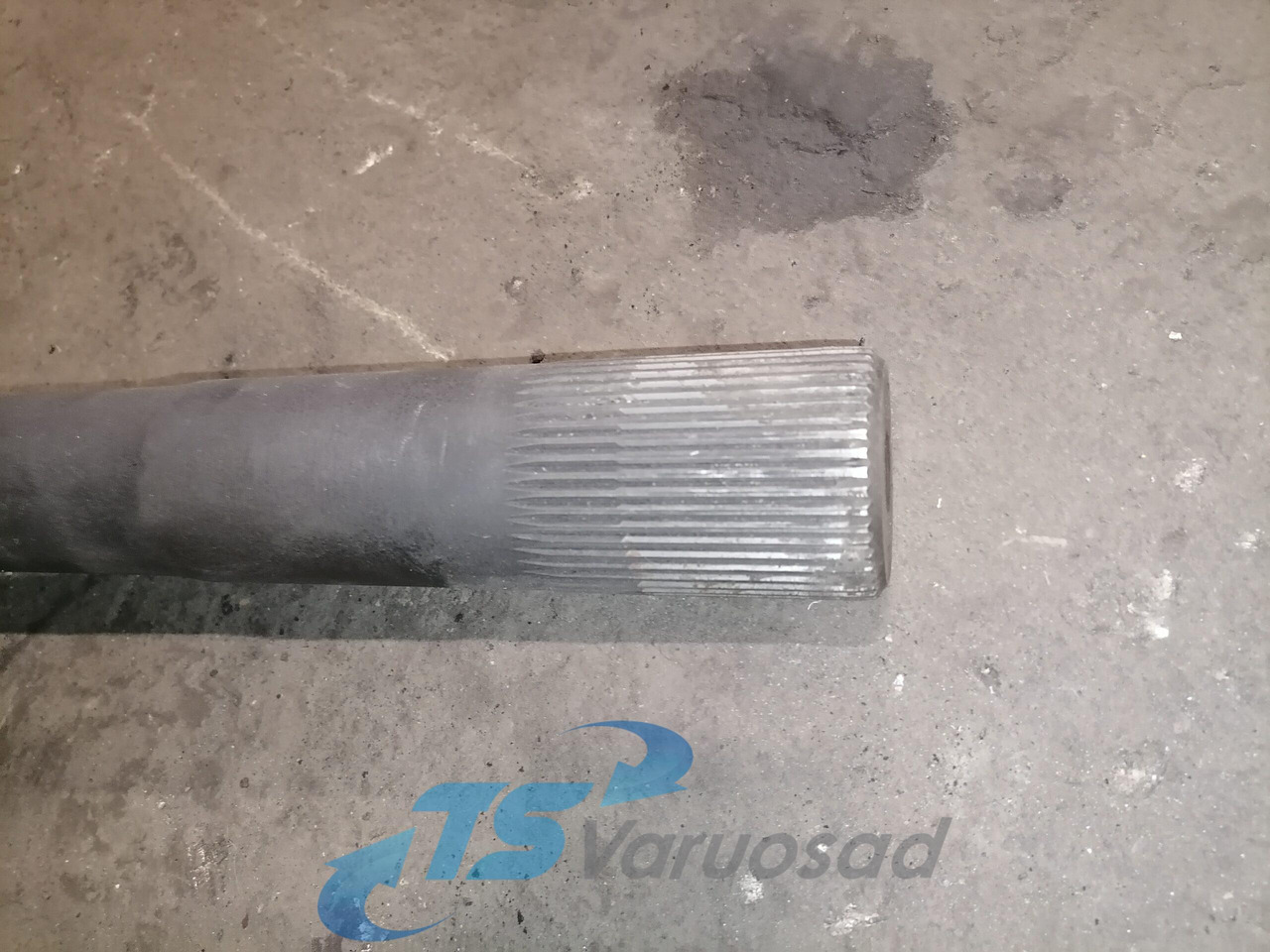 Volvo Drive shaft 8172096 - Приводный вал для Грузовиков: фото 3 Volvo Drive shaft 8172096 - Приводный вал для Грузовиков: фото 3