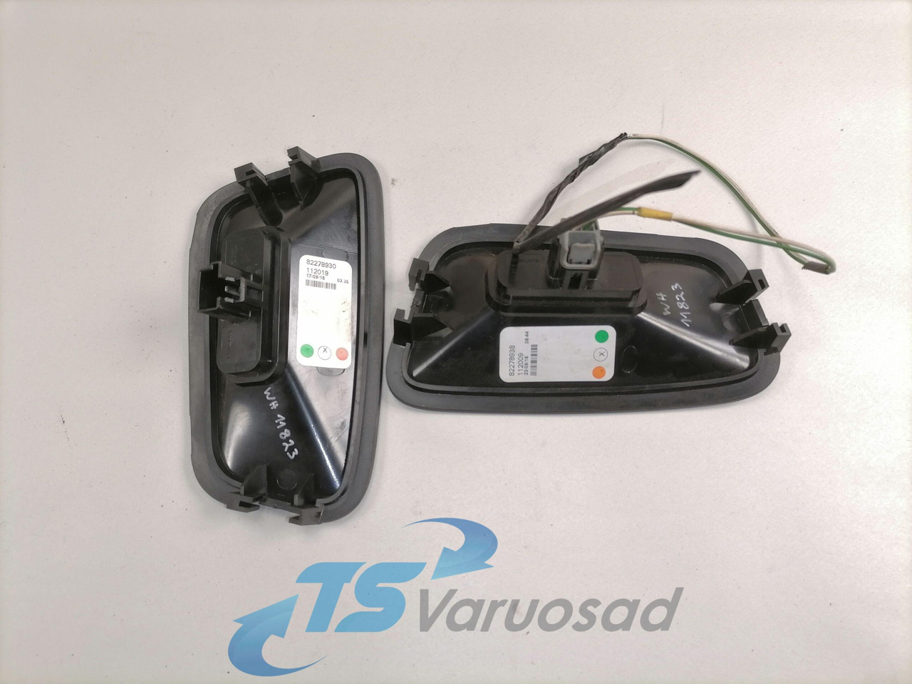 Volvo Gabariidituli 82278930 - Универсальная запчасть для Грузовиков: фото 2 Volvo Gabariidituli 82278930 - Универсальная запчасть для Грузовиков: фото 2