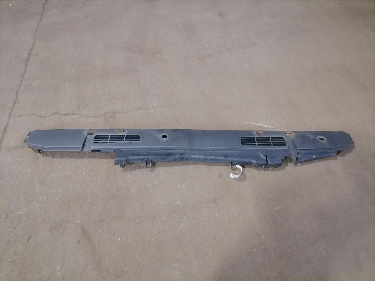 Volvo Iluvõre plastik 3175362 - Решётка радиатора для Грузовиков: фото 2 Volvo Iluvõre plastik 3175362 - Решётка радиатора для Грузовиков: фото 2