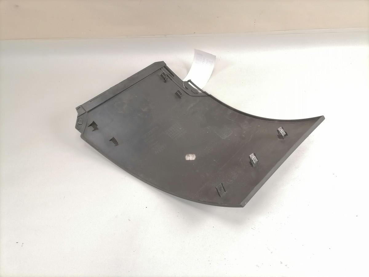 Volvo Iluvõre plastik 82858516 - Решётка радиатора для Грузовиков: фото 3 Volvo Iluvõre plastik 82858516 - Решётка радиатора для Грузовиков: фото 3