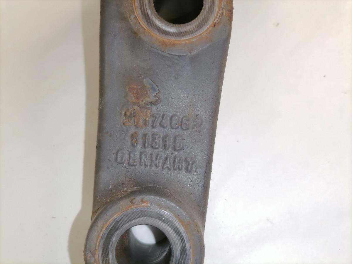 Volvo Käändtelje hoob 21174862 - Ось и запчасти для Грузовиков: фото 3 Volvo Käändtelje hoob 21174862 - Ось и запчасти для Грузовиков: фото 3