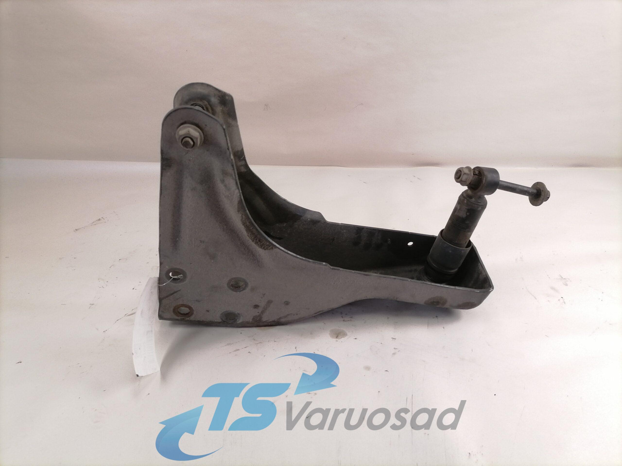 Volvo Kabiini kandur, tagumine 21171969 - Подвеска кабины для Грузовиков: фото 1 Volvo Kabiini kandur, tagumine 21171969 - Подвеска кабины для Грузовиков: фото 1