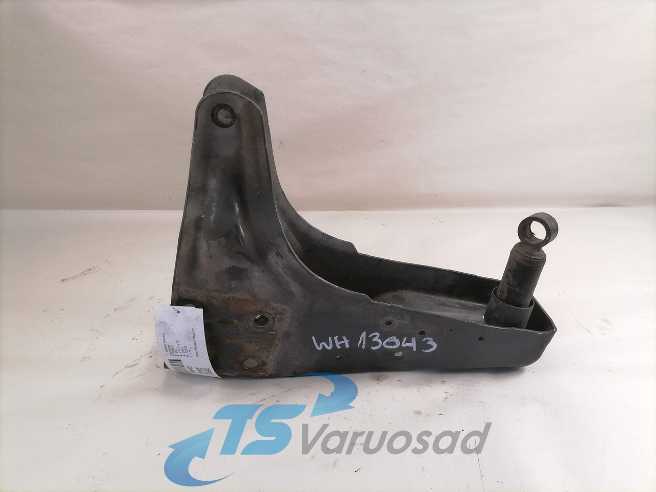 Volvo Kabiini kandur, tagumine 21171970 - Подвеска кабины для Грузовиков: фото 1 Volvo Kabiini kandur, tagumine 21171970 - Подвеска кабины для Грузовиков: фото 1
