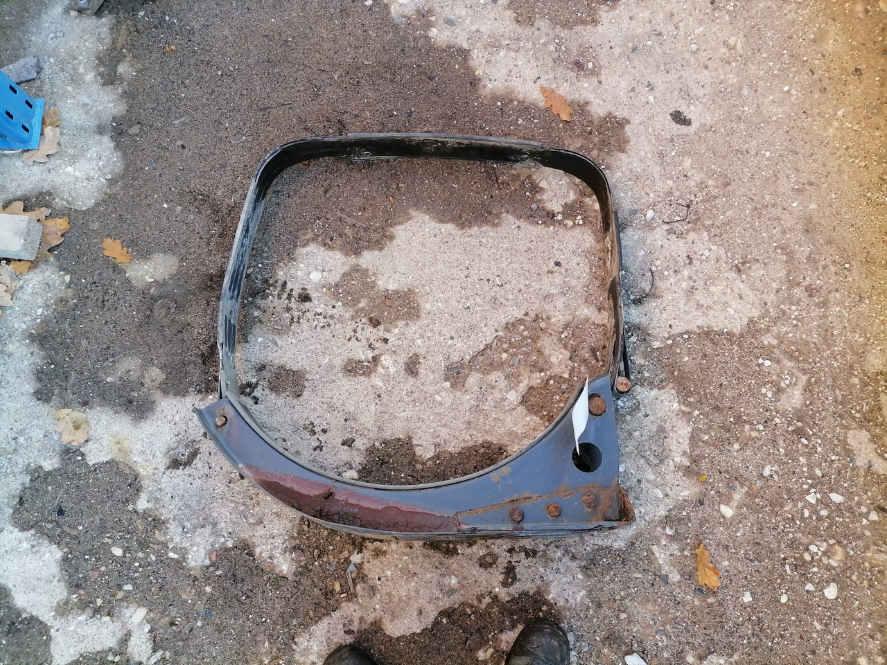 Volvo Kütusepaagi kandur, Volvo 20721537 - Топливный бак для Грузовиков: фото 1 Volvo Kütusepaagi kandur, Volvo 20721537 - Топливный бак для Грузовиков: фото 1