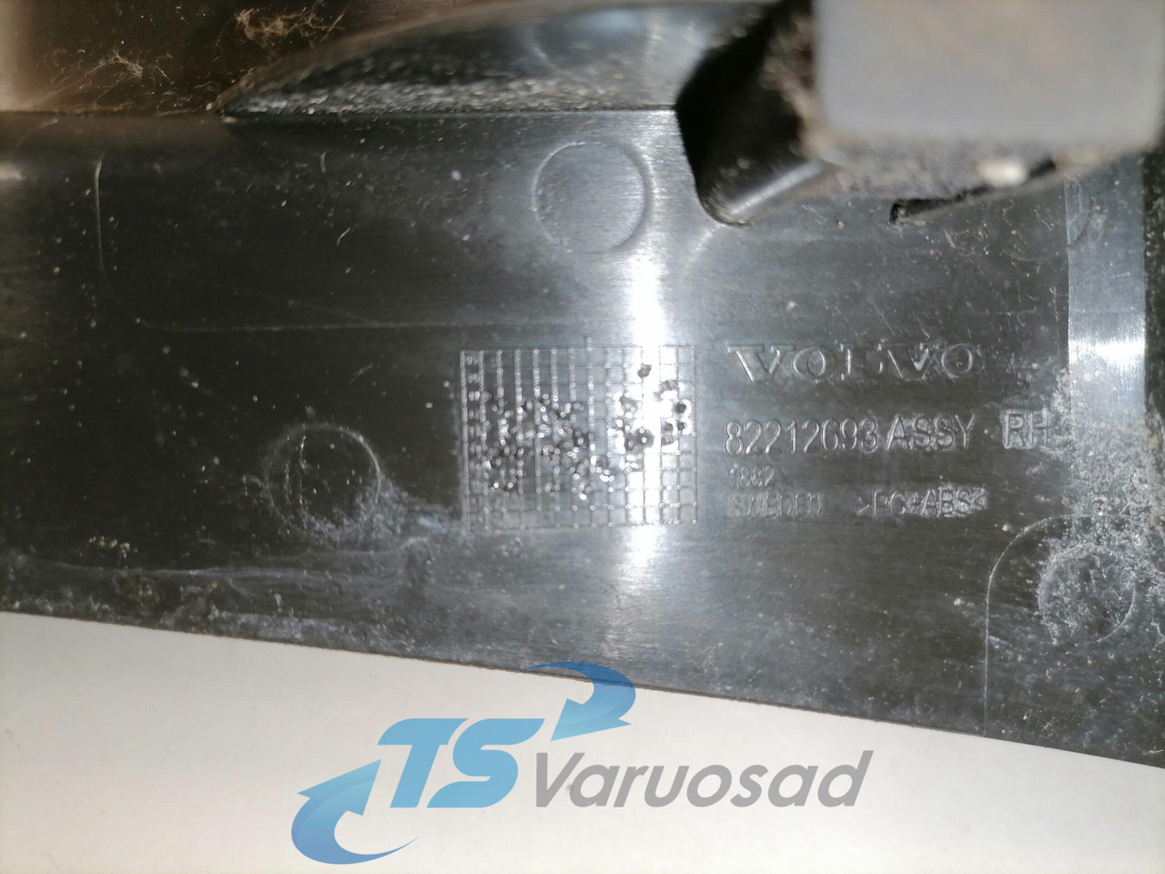 Volvo Lävepaku kate 82212693 - Универсальная запчасть для Грузовиков: фото 3 Volvo Lävepaku kate 82212693 - Универсальная запчасть для Грузовиков: фото 3
