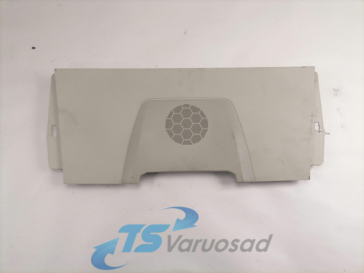 Volvo Salongi plastik 82269335 - Универсальная запчасть для Грузовиков: фото 1 Volvo Salongi plastik 82269335 - Универсальная запчасть для Грузовиков: фото 1
