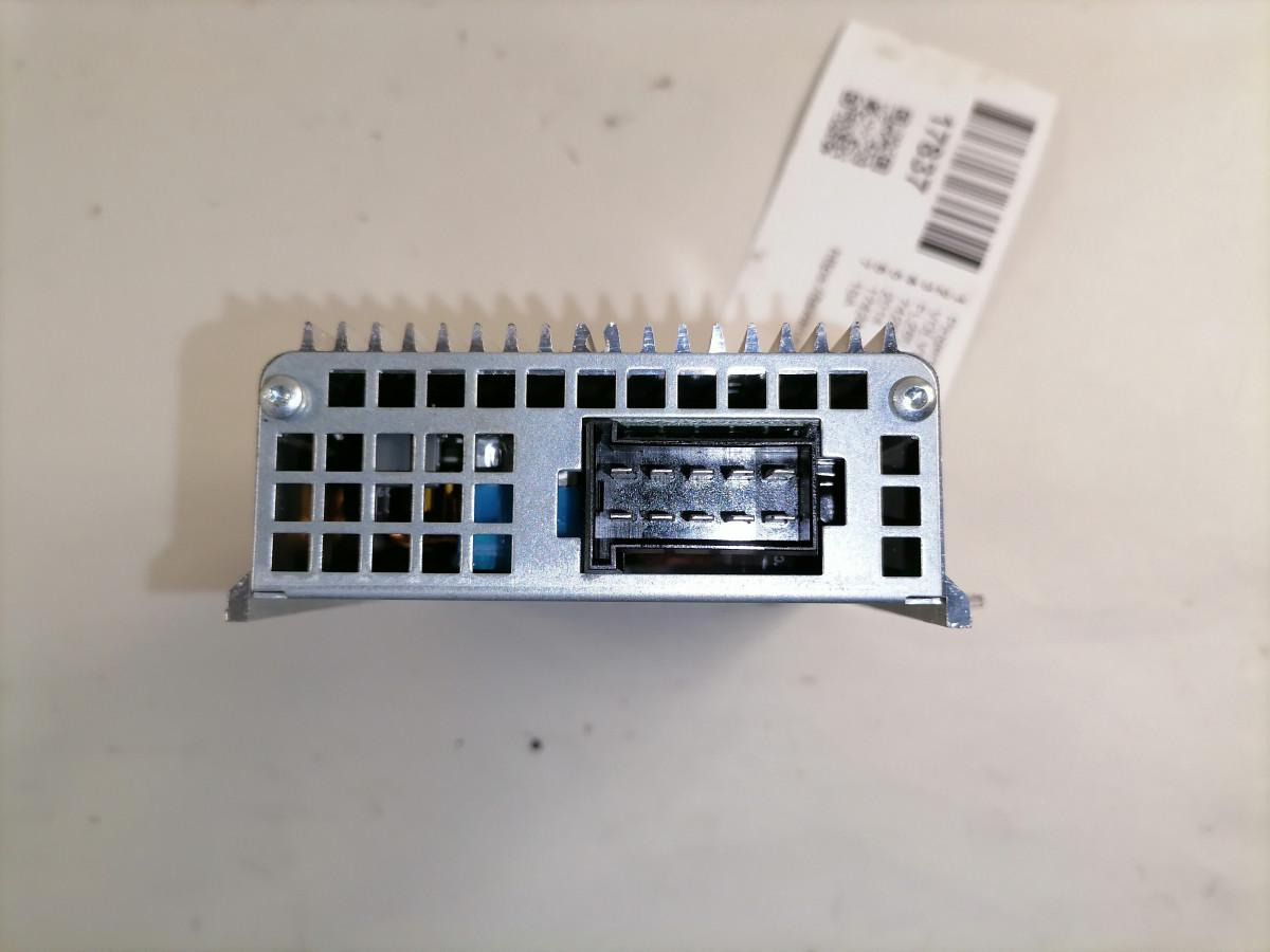Volvo Voltage converter 7420880230 - Электрическая система для Грузовиков: фото 4 Volvo Voltage converter 7420880230 - Электрическая система для Грузовиков: фото 4