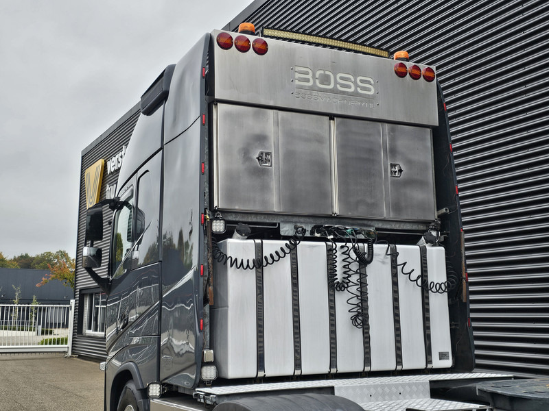 Volvo FH 540 8x4 / RETARDER / I PARK COOL / 90T - Грузовик: фото 4 Volvo FH 540 8x4 / RETARDER / I PARK COOL / 90T - Грузовик: фото 4