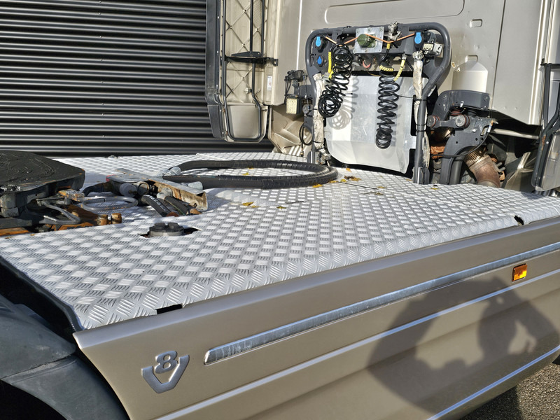 Scania R520 V8 TOPLINE / RETARDER / HYDRAULIC / - Тягач: фото 3 Scania R520 V8 TOPLINE / RETARDER / HYDRAULIC / - Тягач: фото 3