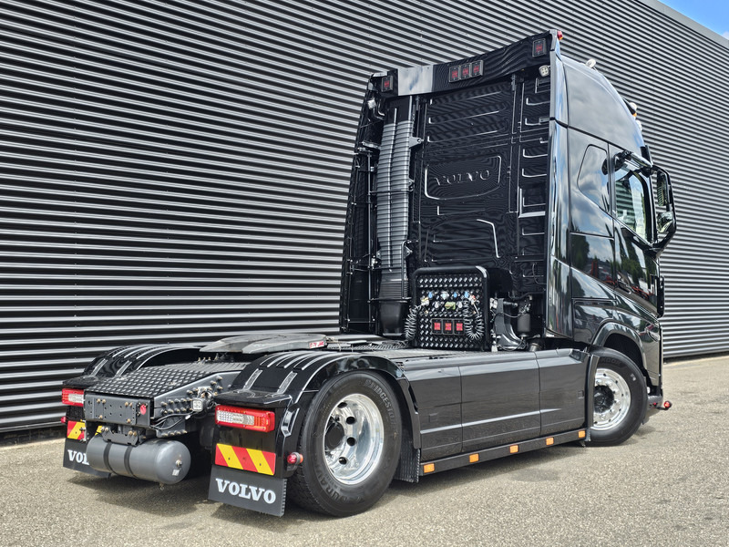 Volvo FH 16.650 4x2 / XL / FULL AIR / RETARDER / I PARK COOL / - Тягач: фото 4 Volvo FH 16.650 4x2 / XL / FULL AIR / RETARDER / I PARK COOL / - Тягач: фото 4