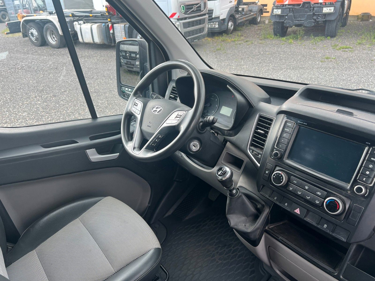 Hyundai H350 Kasten Kasten L3H2 Profi Kurz / Hoch - Цельнометаллический фургон: фото 5 Hyundai H350 Kasten Kasten L3H2 Profi Kurz / Hoch - Цельнометаллический фургон: фото 5