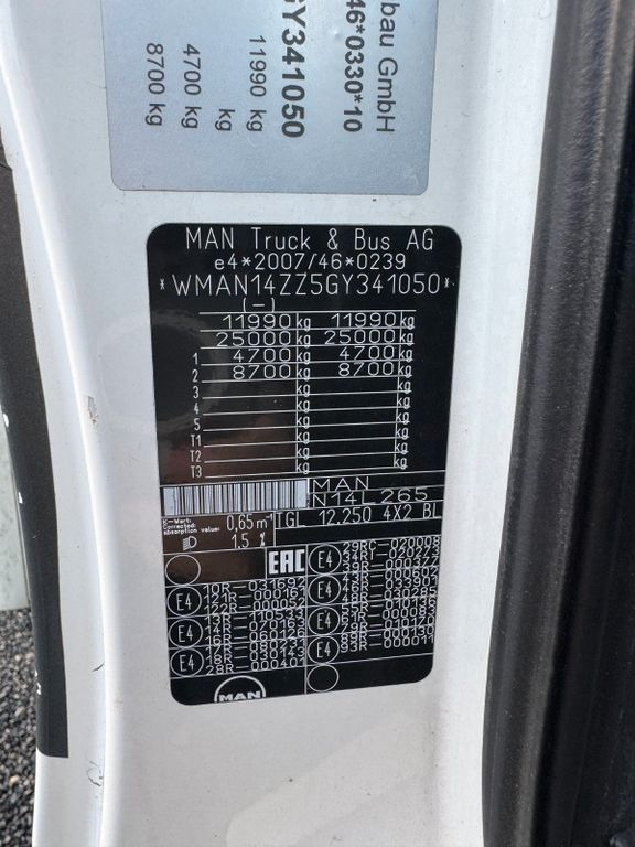 MAN 12.250 4X2 Koffer LBW Klima Diff.Sperre AHK MAN 12.250 4X2 Koffer LBW Klima Diff.Sperre AHK - Грузовик с закрытым кузовом: фото 3 MAN 12.250 4X2 Koffer LBW Klima Diff.Sperre AHK MAN 12.250 4X2 Koffer LBW Klima Diff.Sperre AHK - Грузовик с закрытым кузовом: фото 3