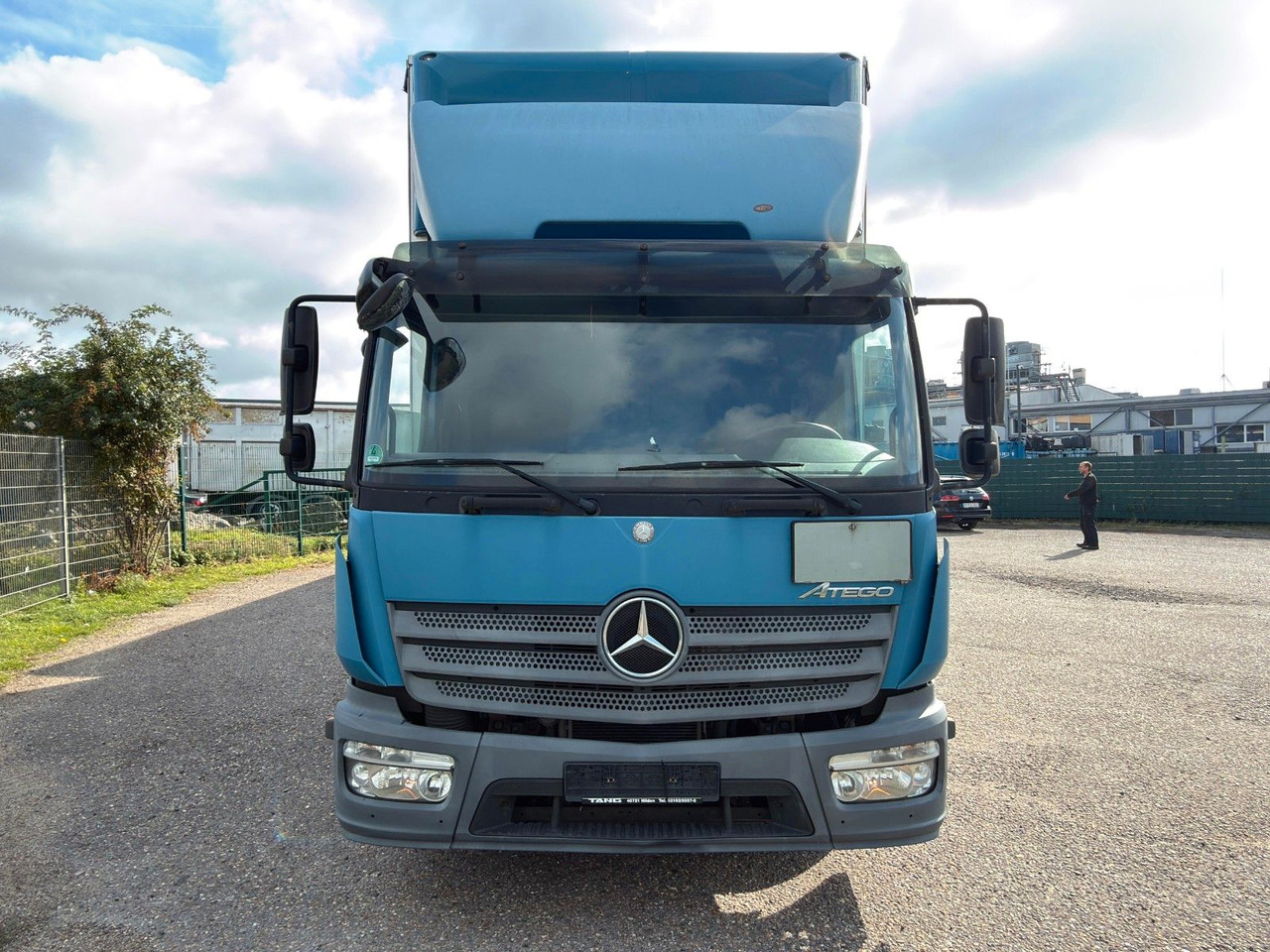 Mercedes-Benz 818 4X2 Pritsche & Plane & Tang Pritsche & Plane Mercedes-Benz 818 4X2 Pritsche & Plane & Tang Pritsche & Plane - Тентованный фургон: фото 4 Mercedes-Benz 818 4X2 Pritsche & Plane & Tang Pritsche & Plane Mercedes-Benz 818 4X2 Pritsche & Plane & Tang Pritsche & Plane - Тентованный фургон: фото 4