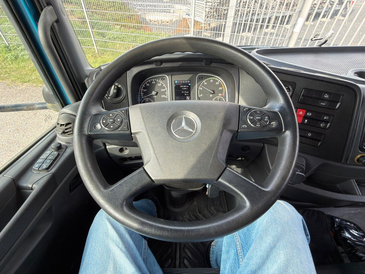 Тентованный фургон Mercedes-Benz 818 4X2 Pritsche & Plane & Tang Pritsche & Plane Mercedes-Benz 818 4X2 Pritsche & Plane & Tang Pritsche & Plane: фото 14