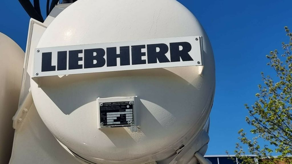 Müller-Mitteltal 2 Achs Betonmischauflieger Liebherr Müller-Mitteltal 2 Achs Betonmischauflieger Liebherr - Полуприцеп бетоносмеситель: фото 4 Müller-Mitteltal 2 Achs Betonmischauflieger Liebherr Müller-Mitteltal 2 Achs Betonmischauflieger Liebherr - Полуприцеп бетоносмеситель: фото 4