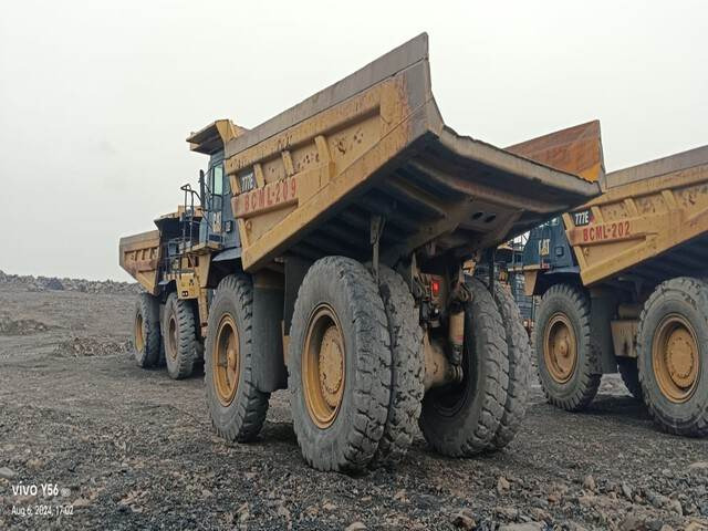 CAT 777E - Карьерный самосвал: фото 2 CAT 777E - Карьерный самосвал: фото 2