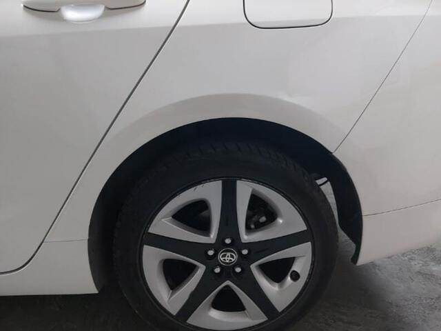 Легковой автомобиль Toyota Prius Hybrid: фото 12