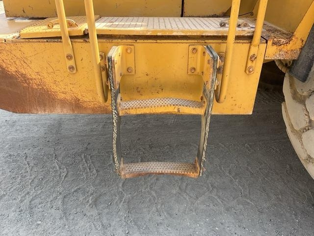 Колёсный погрузчик CAT 988H: фото 16 Колёсный погрузчик CAT 988H: фото 16