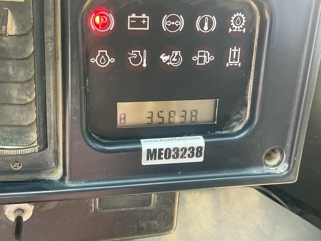 Колёсный погрузчик CAT 988H: фото 7 Колёсный погрузчик CAT 988H: фото 7