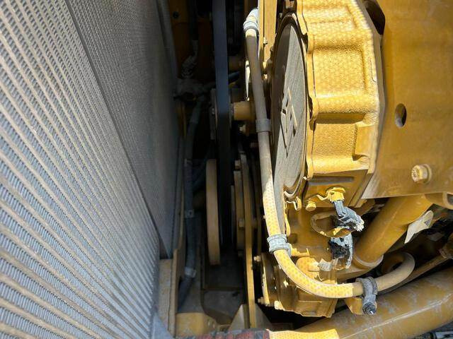 Бульдозер CAT D8: фото 18