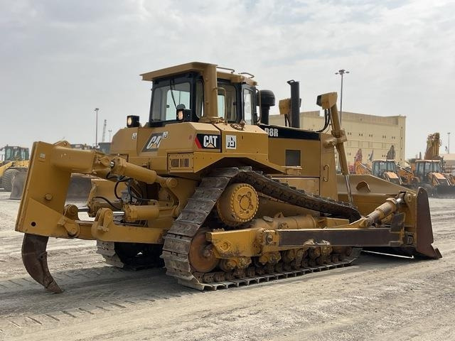 CAT D8R - Бульдозер: фото 3 CAT D8R - Бульдозер: фото 3