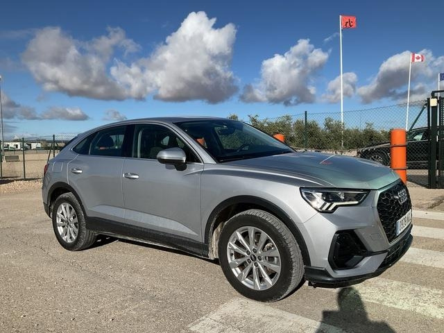 Audi Q3 - Легковой автомобиль: фото 4 Audi Q3 - Легковой автомобиль: фото 4